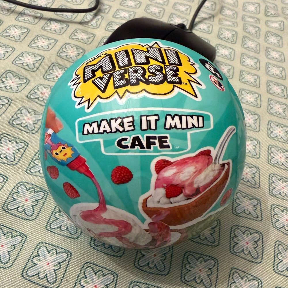 MGA's Miniverse Make It Mini Food Cafe Series 6: DRIP COFFEE (Sealed) - Picture 2 of 2